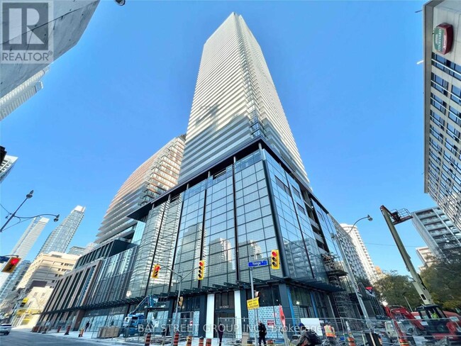 501-2501 Yonge St