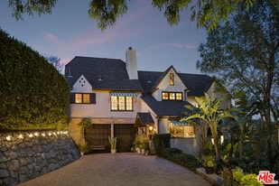 3340 Durand Dr in Los Angeles, CA - Building Photo