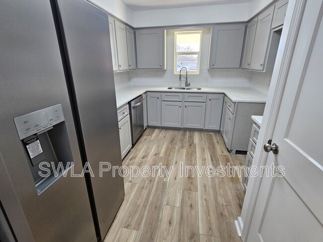 213 Dewitt St in Westlake, LA - Building Photo - Building Photo