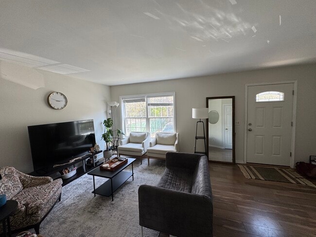 233 Fairfield Ave, Unit 233 Fairfield ave apt 2