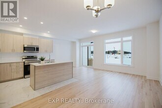 6042 DAVID WEINS St in Stittsville, ON - Building Photo - Building Photo