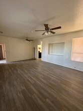 504 Matheson St, Unit Unit 5 in Healdsburg, CA - Building Photo - Building Photo