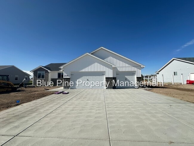 property at 3881 E Hemlock Ln