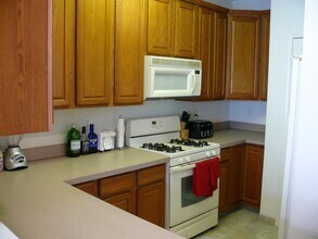 7 Carpenter Ct in Jersey City, NJ - Building Photo - Building Photo