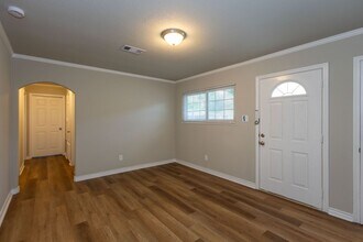 9380 Broun St in Beaumont, TX - Building Photo - Building Photo