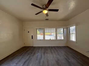 1436 Pine St in Paso Robles, CA - Building Photo - Building Photo