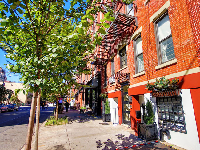 405 East 12th Street in New York, NY - Building Photo - Building Photo