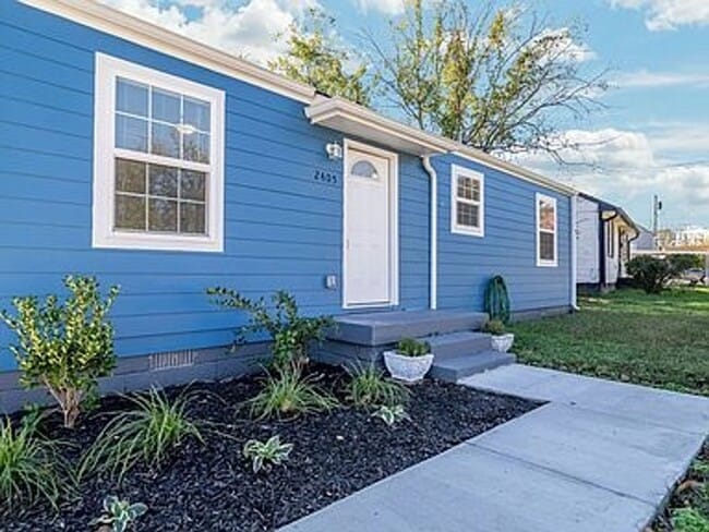 2405 Hammond Dr in Nashville, TN - Building Photo - Building Photo