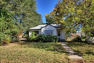 4506 S Bannock St in Englewood, CO - Building Photo