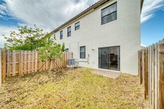 24675 SW 119th Pl in Homestead, FL - Building Photo - Building Photo