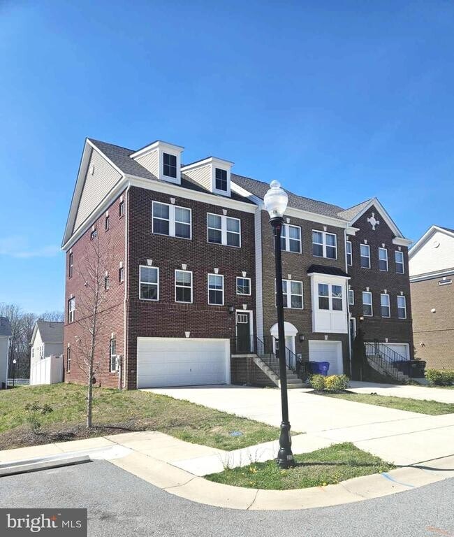 5765 Frederick Douglas Pl in Waldorf, MD - Building Photo - Building Photo