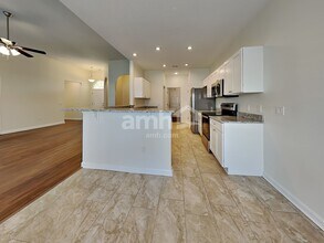 180 Red Oak Dr in Richmond Hill, GA - Building Photo - Building Photo
