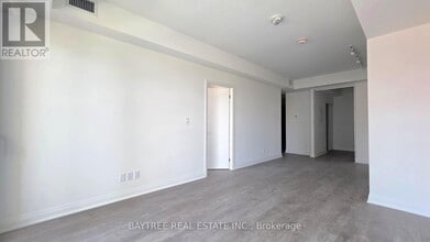 4015 The Exchange in Mississauga, ON - Building Photo - Building Photo