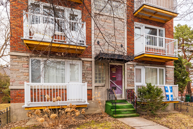 5756 Charles-Thibault Pl in Montréal, QC - Building Photo - Building Photo