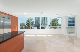 400 S Pointe Dr, Unit 606 in Miami Beach, FL - Building Photo - Building Photo