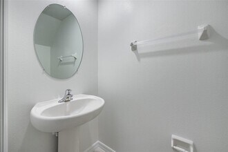 14348 Editors Note St in Sun City Center, FL - Building Photo - Building Photo