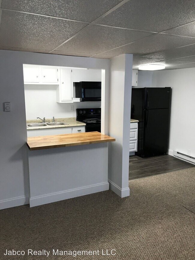 409 E Howard St, Unit #1 in Bellefonte, PA - Building Photo - Building Photo