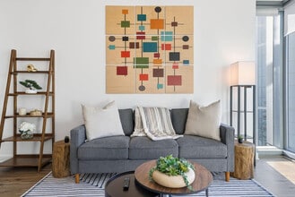 399 Fremont St in San Francisco, CA - Foto de edificio - Building Photo