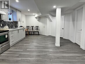 119 Hertford Crescent in Markham, ON - Building Photo - Building Photo