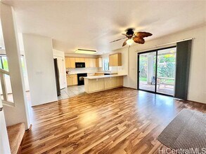 94-1052-1052 Halepili St in Waipahu, HI - Building Photo - Building Photo