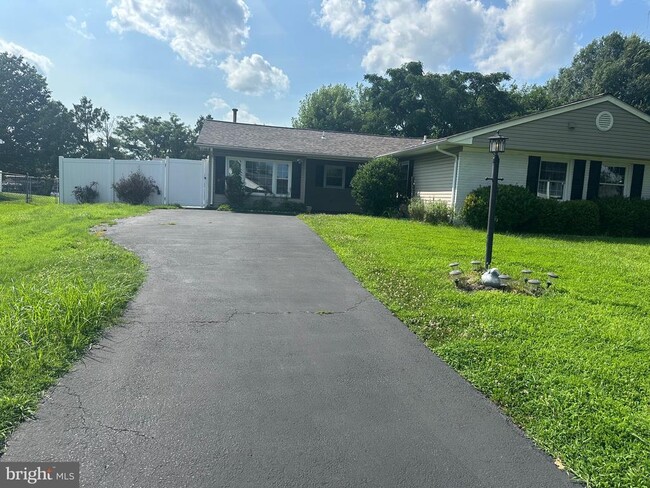property at 4128 Point Hollow Ln