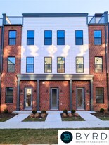 13521 Garland Ln in Midlothian, VA - Building Photo