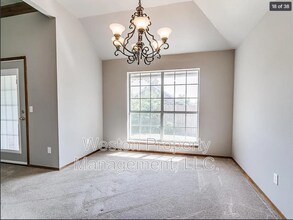 18120 Chestnut Oak Dr in Edmond, OK - Building Photo - Building Photo