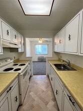 24 Village Park Dr in Fishkill, NY - Building Photo - Building Photo