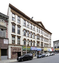 114 Ellison St in Paterson, NJ - Building Photo - Building Photo