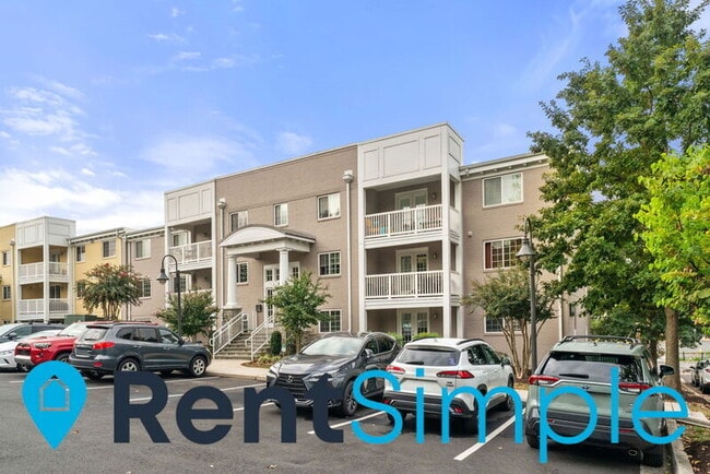4167 S Four Mile Run Dr in Arlington, VA - Building Photo - Building Photo