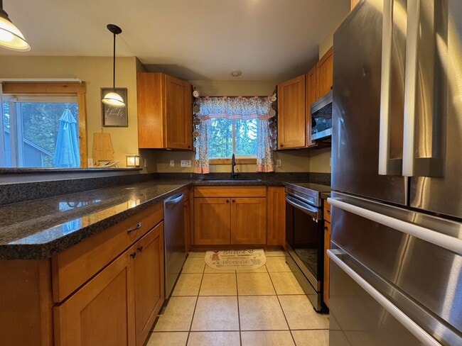 18420 Rampart Ct SE in Yelm, WA - Building Photo - Building Photo