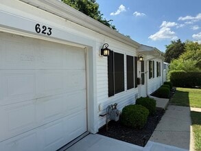 623 Montrose Dr in Romeoville, IL - Building Photo - Building Photo
