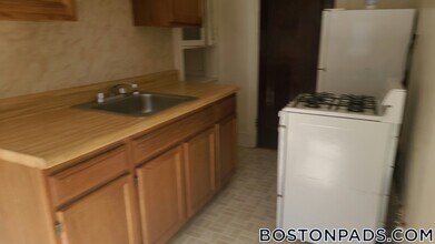 53 Fellsway W in Medford, MA - Foto de edificio - Building Photo