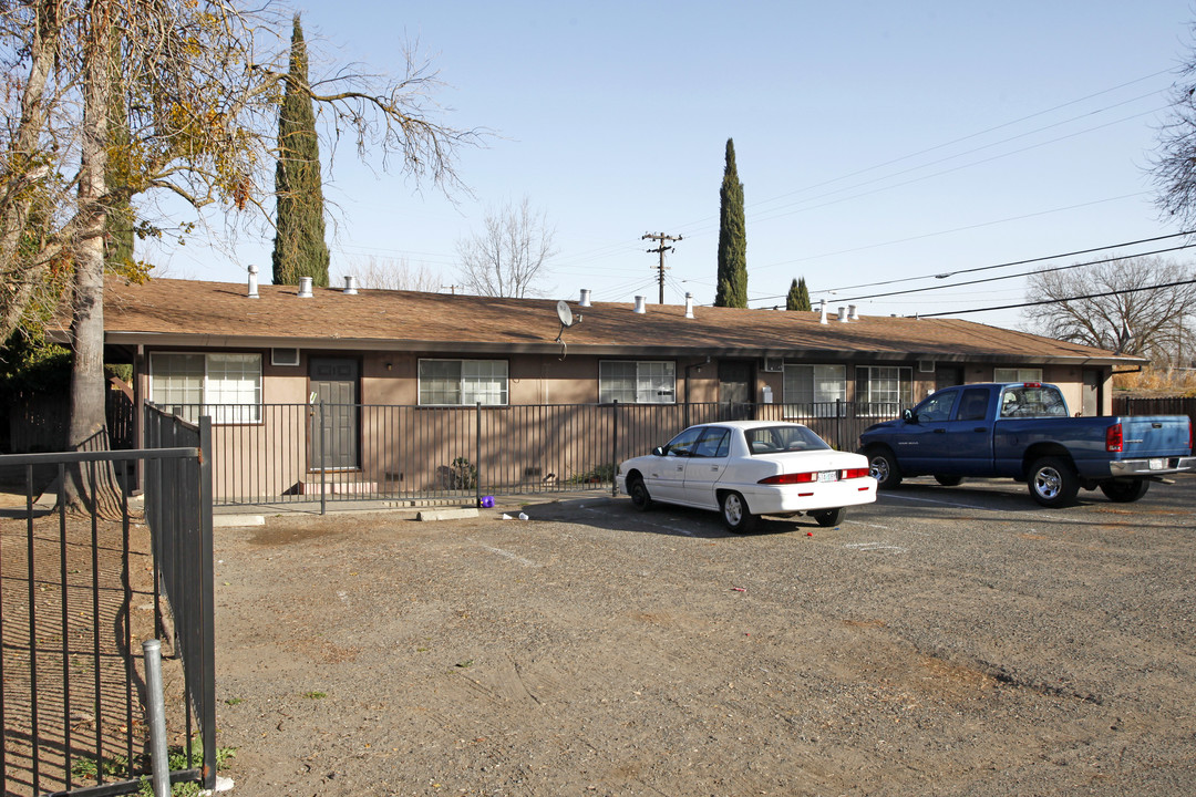 3000 Altos Ave in Sacramento, CA - Building Photo