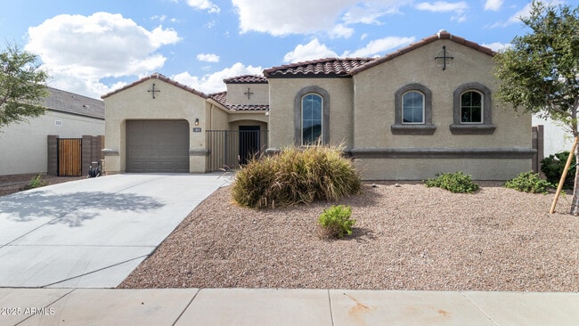 property at 3312 N 300th Dr