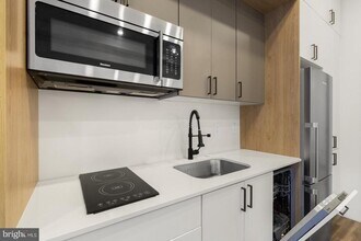 1935 E Hazzard St in Philadelphia, PA - Building Photo - Building Photo