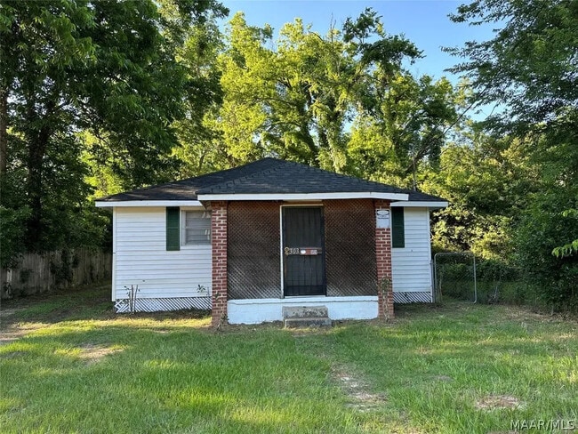 property at 303 Broadway St