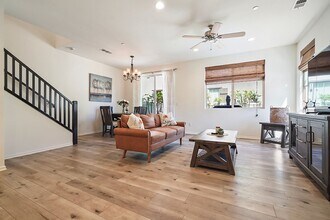 1212 Via Lucero in Oceanside, CA - Building Photo - Building Photo