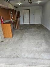 1726 Lake Elmo Dr, Unit 1 in Billings, MT - Foto de edificio - Building Photo