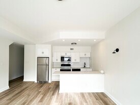 2747 Armand Pl, Unit 1F in St. Louis, MO - Building Photo