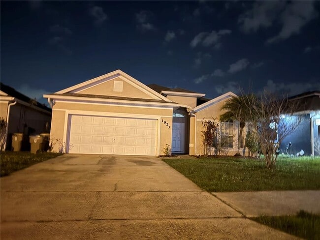 1923 Magical Ln in Kissimmee, FL - Building Photo - Building Photo