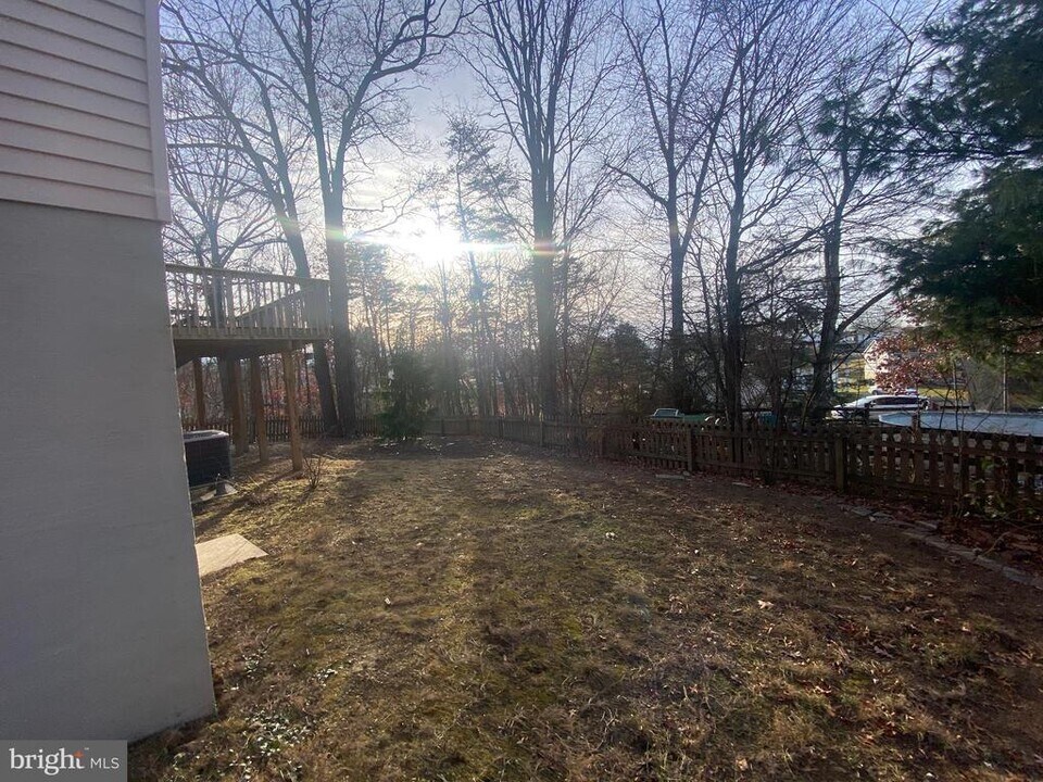 224 Lake Sever Dr in Winchester, VA - Building Photo