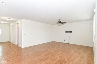 14353 Glapthorn Rd in Fishers, IN - Building Photo - Building Photo