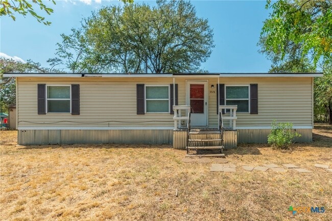property at 5576 Helm Ln