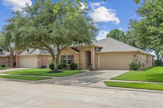 26130 Travis Brook Dr