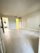 3390 Pinewalk Dr N in Margate, FL - Building Photo - Building Photo