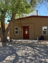 1155 Calle San Lorenzo in Bernalillo, NM - Building Photo