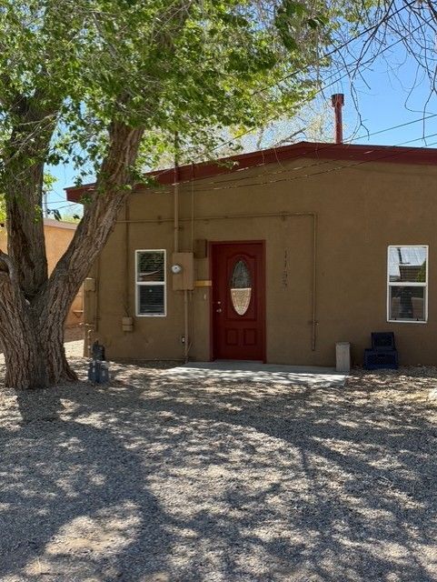 1155 Calle San Lorenzo in Bernalillo, NM - Building Photo
