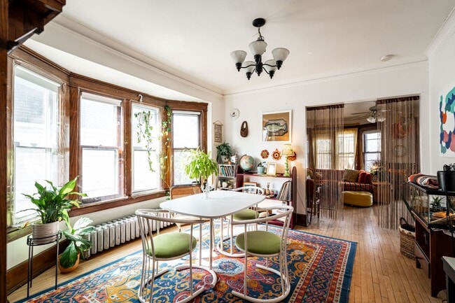 property at 2908 N Maryland Ave