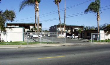 10753-10761 Wells Ave in Riverside, CA - Building Photo - Building Photo